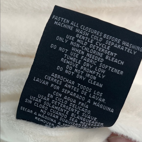 32 Degrees Women's Cream Puffer Jacket Medium Women’s NWT - Picture 6 of 13